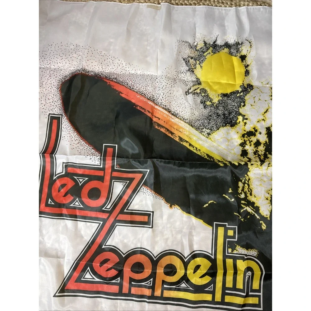Led Zeppelin Tapestry 48X48